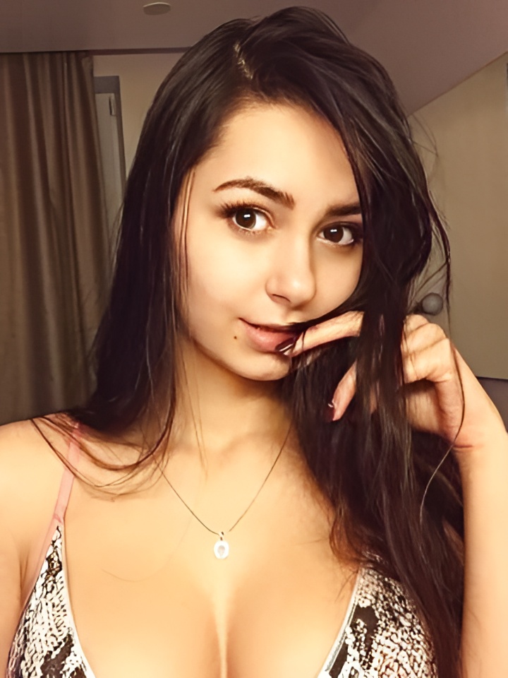 Агнесса привлекальеная девушка из Ухты цена от 10000 руб