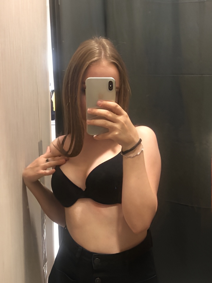 Хельга привлекальеная девушка из Ухты цена от 1500 руб