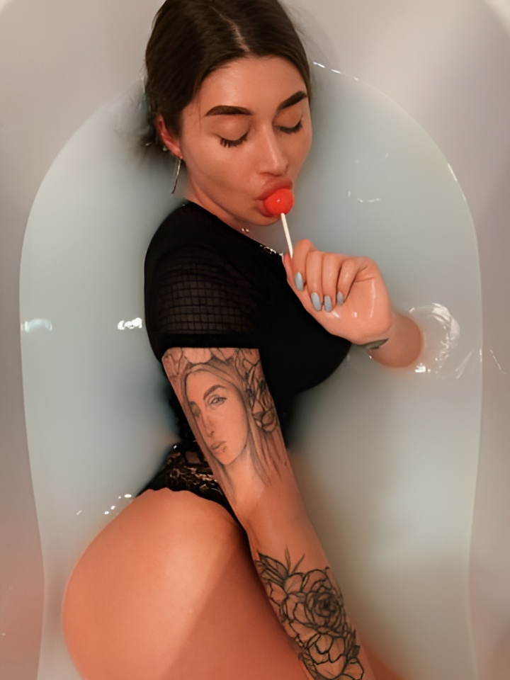 Зиглинда привлекальеная девушка из Ухты цена от 3000 руб