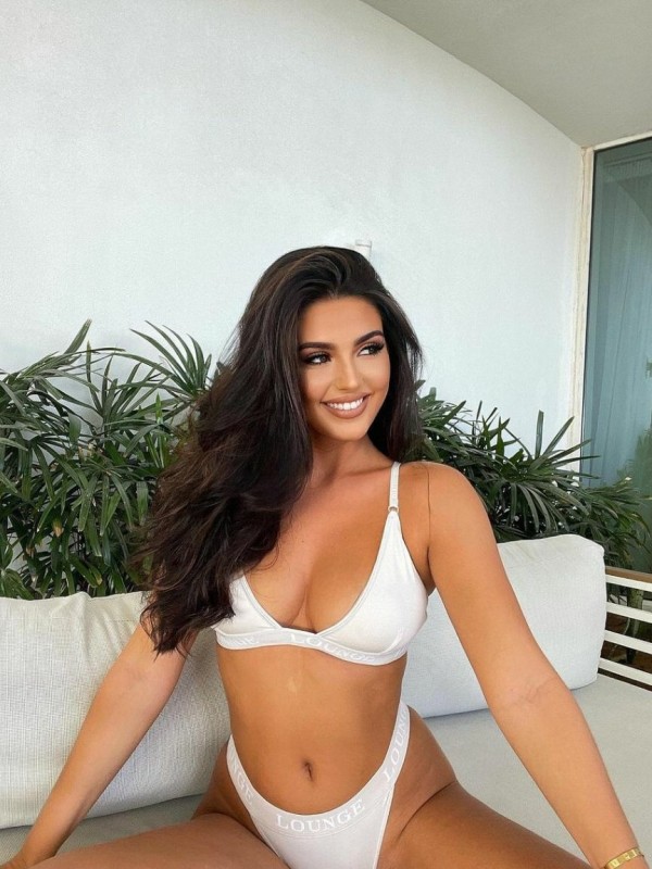 Лика привлекательная девушка из Ухты цена от 3000 руб